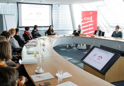 Am 24. Oktober 2019 er&ouml;ffnete Bundesministerin Ines Stilling die Jahrestagung der Autonomen &Ouml;sterreichischen Frauenh&auml;user.