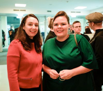 Am 26. Oktober 2019 er&ouml;ffnet Bundesministerin Ines Stilling die Benefizveranstaltung anl&auml;sslich des 20-j&auml;hrigen Bestehens des Vereins ZARA.