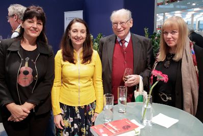 Am 8. November 2019 nahm Bundesministerin Ines Stilling (im Bild) im Rahmen der Buch Wien an der Podiumsdiskussion &bdquo;Literatur in der Gewaltpr&auml;vention&ldquo; teil.