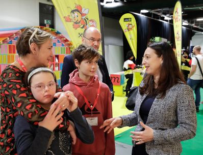 Am 15. November 2019 er&ouml;ffnete Bundesministerin Ines Stilling das Wiener Spielefest im Austria Center Vienna.