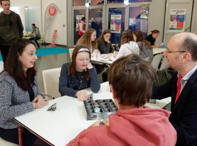 Am 15. November 2019 er&ouml;ffnete Bundesministerin Ines Stilling das Wiener Spielefest im Austria Center Vienna.