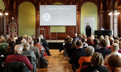 Am 19. November 2019 er&ouml;ffnete Bundesministerin Ines Stilling die Festveranstaltung des Bundeskanzleramts anl&auml;sslich des 30-j&auml;hrigen Jubil&auml;ums der UN-Menschenrechtekonvention.