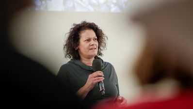 Bundesministerin Ines Stilling begr&uuml;&szlig;te am 27. November 2019 zur Pr&auml;sentation der Jubil&auml;umsausgabe der Zeitschrift frauen*solidarit&auml;t im Bundeskanzleramt.