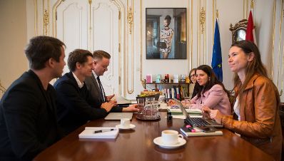 Am 5. Oktober 2016 empfing Staatssekret&auml;rin Muna Duzdar den Pr&auml;sidenten des Bundesrates Mario Lindner.