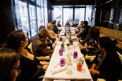 Am 23. November 2016 nahm Staatssekret&auml;rin Muna Duzdar an der Diskussion &quot;Macht.Politik&quot; bei der Veranstaltung &quot;Women in Law Close up Talk!&quot; teil.