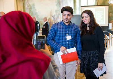 Am 28. November 2016 fand der Vernetzungs- und Workshoptag &quot;#GegenHassimNetz&quot; statt. Im Bild Staatssekret&auml;rin Muna Duzdar.