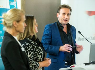 Am 7. Dezember 2016 nahm Staatssekret&auml;rin Muna Duzdar an der Veranstaltung &quot;Qualit&auml;tsdialog 2016 - Qualit&auml;t in der &ouml;ffentlichen Verwaltung&quot; teil.