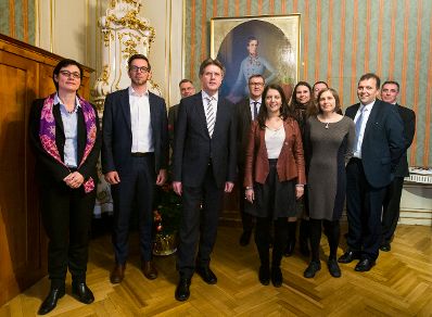 Am 14. Dezember 2016 empfing Staatssekret&auml;rin Muna Duzdar den deutschen Staatssekret&auml;r Klaus Vitt zu einem Arbeitsgespr&auml;ch.