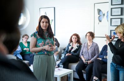 Am 11.Mai 2017 nahm Staatssekret&auml;rin Muna Duzdar (im Bild) am Tag der offenen T&uuml;r im Verein Orient Express am &bdquo;Tag gegen Zwangsheirat&ldquo; teil.