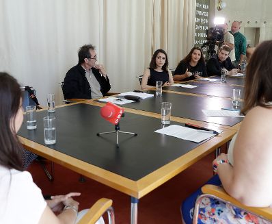 Am 11. Juli 2017 besuchte Staatssekret&auml;rin Muna Duzdar (im Bild) das Roma Medienausbildungsprojekt im ORF Funkhaus.