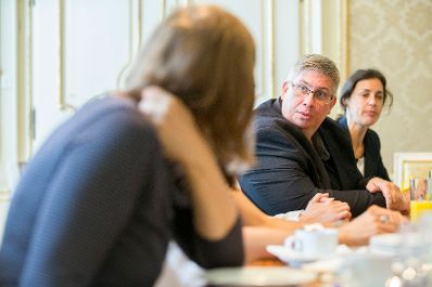 Am 11. Juli 2017 empfing Staatssekret&auml;rin Muna Duzdar den tunesischen Gewerkschaftsbundpr&auml;sidenten Noureddine Taboubi mit seiner Delegation zu einem Arbeitsgespr&auml;ch.