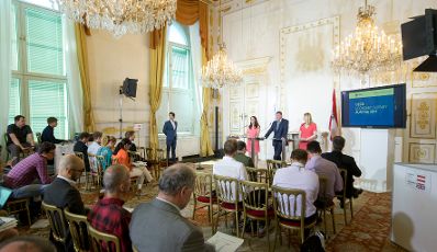 Am 17. Juli 2017 hielten Staatssekret&auml;rin Muna Duzdar und Verkehrsminister J&ouml;rg Leichtfried gemeinsam mit der Stellvertretenden Generalsekret&auml;rin der OECD Mari Kiviniemi eine Pressekonferenz zum Thema "OECD-L&auml;nderbericht 2017".