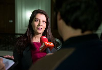 Am 16. November 2017 fand der Abschluss der Gehaltsverhandlungen &Ouml;ffentlicher Dienst statt. Im Bild Staatssekret&auml;rin Muna Duzdar.