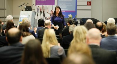 Am 22. November 2017 fand die Er&ouml;ffnung des Kompetenzzentrums f&uuml;r Verwaltungswissenschaften auf dem FH Campus Wien statt. Im Bild Staatssekret&auml;rin Muna Duzdar.