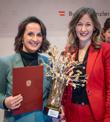 Am 1. Dezember 2022 &uuml;berreichte Staatssekret&auml;rin Claudia Plakolm den &Ouml;sterreichischen Jugendpreis 2022.