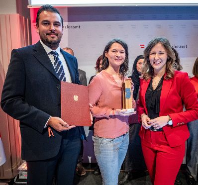 Am 1. Dezember 2022 &uuml;berreichte Staatssekret&auml;rin Claudia Plakolm den &Ouml;sterreichischen Jugendpreis 2022.