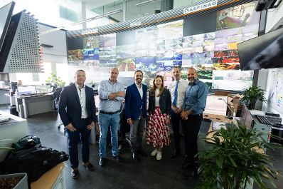 Am 22. August 2024 besuchte Staatssekret&auml;rin Claudia Plakolm (im Bild) die nationale Verkehrsmanagement-Zentrale der ASFINAG in Wien-Inzersdorf.