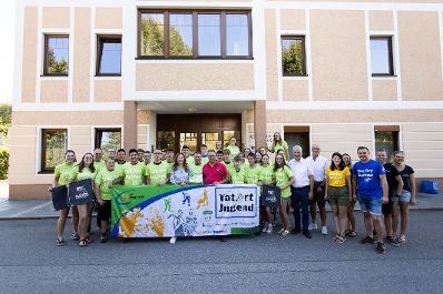 Am 30. August 2024 besuchte Staatssekret&auml;rin Claudia Plakolm die Teilnehmerinnen und Teilnehmer des Projektmarathon Nieder&ouml;sterreich.