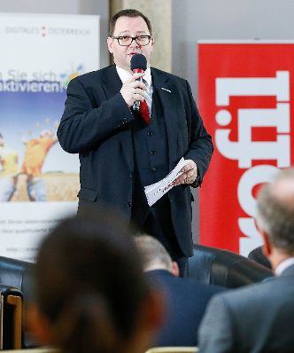 Am 29. J&auml;nner 2015 fand eine Podiumsdiskussion zu dem Thema ''Chancen der Handysignatur in der Wirtschaft, Klarnamendebatte im Web, Digital Natives" statt. Im Bild Christian Rupp, Sprecher der Plattform Digitales &Ouml;sterreich.