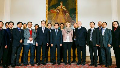 Am 11. Februar 2015 empfing Staatssekret&auml;rin Sonja Ste&szlig;l die &Ouml;sterreichisch-Chinesische Gesellschaft anl&auml;sslich des Chinesischen Neujahres im Bundeskanzleramt.