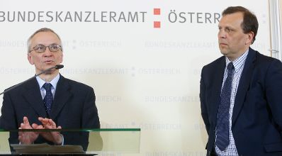 Am 17. M&auml;rz 2015 fand im Bundeskanzleramt die Konstituierung der Cyber Security Plattform statt. Im Bild Abteilungsleiter im Bundeskanzleramt, Helmut Schnitzer und Bereichsleiter im Bundeskanzleramt Roland Ledinger.