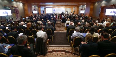 Am 15. Juni 2015 er&ouml;ffnete Staatssekret&auml;rin Sonja Ste&szlig;l die 43. Volkswirtschaftliche Tagung der &Ouml;sterreichischen Nationalbank.