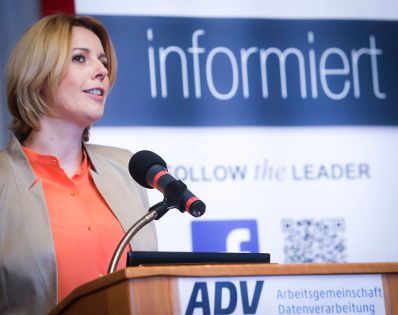 Am 24. Juni 2015 er&ouml;ffnete Staatssekret&auml;rin Sonja Ste&szlig;l (im Bild) die E-Government Konferenz 2015 - &quot;eGovernment im f&ouml;deralen Bundesstaat - Kooperationen f&uuml;r die Zukunft&quot;.