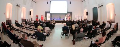 Am 22. September 2015 fand ein Festakt anl&auml;sslich des 42. Bundestags der Immobilien- und Verm&ouml;genstreuh&auml;nder in der Aula der Wissenschaften statt.