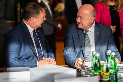 Am 13. Mai 2025 fand der Ministerrat der Bundesregierung im Parlament statt. Im Bild Bundeskanzler Christian Stocker (r.) mit Vizekanzler Andres Babler (l.).