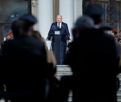 Am 15. Mai 2025 fand der Staatsakt &bdquo;70 Jahre Unterzeichnung des &Ouml;sterreichischen Staatsvertrages&ldquo; vor dem Oberen Belvedere statt. Im Bild Bundeskanzler Christian Stocker (m.).