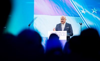 Am 3. Juni 2025 nahm Bundeskanzler Christian Stocker (im Bild) am Austrian World Summit 2025 teil.