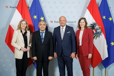 Am 3. Juni 2025 empfingen Bundeskanzler Christian Stocker, Bundesministerin Beate Meinl-Reisinger und Bundesministerin Claudia Plakolm den Diplomatischen Corps und VertreterInnen von Internationalen Organisationen im Bundeskanzleramt.