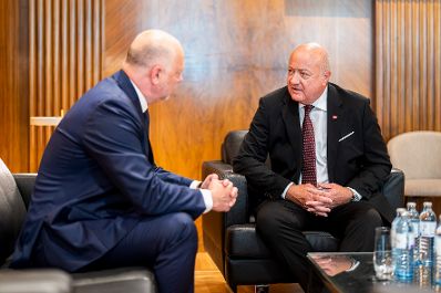 Am 12. Juni 2025 empfing Bundeskanzler Christian Stocker (r.) den Ministerpr&auml;sidenten von Bulgarien, Rosen Zhelyazkov (l.).