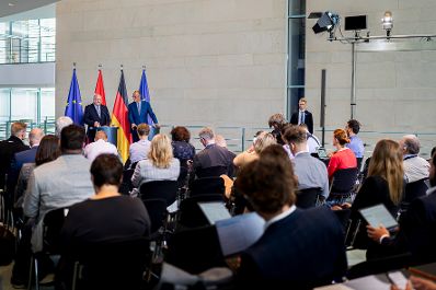 Am 27. Juni 2025 reiste Bundeskanzler Christian Stocker zu einem Arbeitsbesuch nach Berlin. Im Bild bei einer gemeinsamen Pressekonferenz, mit dem Bundeskanzler von der Bundesrepublik Deutschland Friedrich Merz.