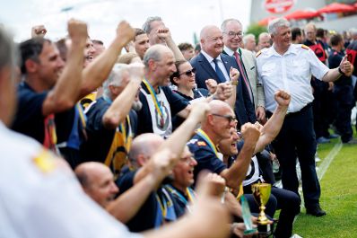 Am 29. Juni 2025 nahm Bundeskanzler Christian Stocker an der Siegerehrung des 73. N&Ouml; Landesfeuerwehrleistungsbewerb teil.