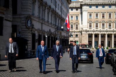 Am 15. Juli 2025 reiste Bundeskanzler Christian Stocker (m.l.) zu einem Arbeitsbesuch nach Rom.