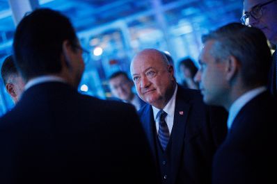 Am 1. August 2025 besuchte Bundeskanzler Christian Stocker (im Bild) im Rahmen seines Bundesl&auml;ndertages das BMW Group Werk Steyr in Ober&ouml;sterreich.