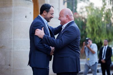 Am 21. August 2025 reiste Bundeskanzler Christian Stocker (2.v.l.) zu einem mehrt&auml;gigen Arbeitsbesuch nach Zypern. Im Bild mit dem Pr&auml;sidenten von Zypern, Nikos Christodoulidis (l.).
