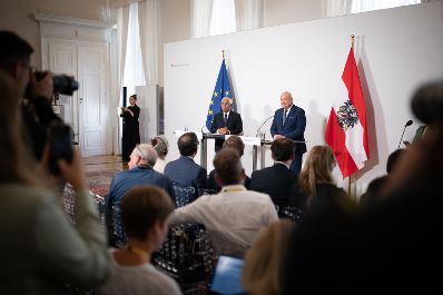 Am 3. September 2025 empfing Bundeskanzler Christian Stocker den Pr&auml;sidenten des Europ&auml;ischen Rates Ant&oacute;nio Costa zu einem Arbeitsgespr&auml;ch. Im Bild bei der anschlie&szlig;enden Pressekonferenz.