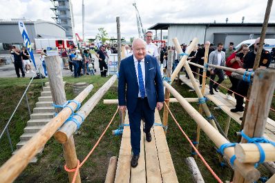 Am 6. September 2025 nahm Bundeskanzler Christian Stocker an der Veranstaltung KAT25 teil.