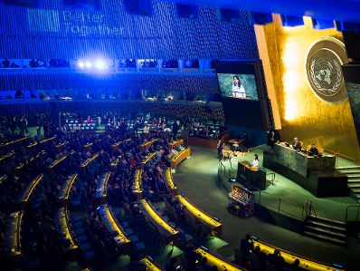 Am 22. September 2025 nahm Bundeskanzler Christian Stocker gemeinsam mit Bundespr&auml;sident Alexander van der Bellen und Bundesministerin Beate Meinl-Reisinger an der Er&ouml;ffnung der UNO Generalversammlung in New York teil.