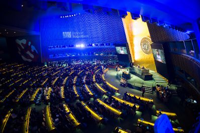 Am 22. September 2025 nahm Bundeskanzler Christian Stocker gemeinsam mit Bundespr&auml;sident Alexander van der Bellen und Bundesministerin Beate Meinl-Reisinger an der Er&ouml;ffnung der UNO Generalversammlung in New York teil.