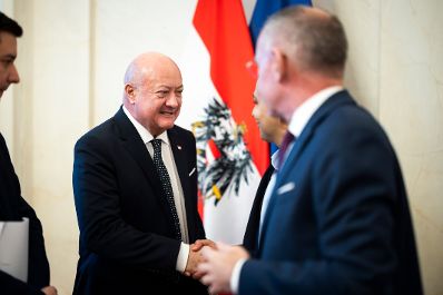 Am 26. November 2025 fand der Ministerrat der Bundesregierung im Bundeskanzleramt statt.