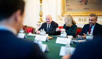 Am 26. November 2025 fand der Ministerrat der Bundesregierung im Bundeskanzleramt statt.