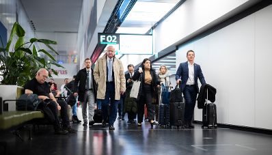 Am 17. Dezember 2025 nahm Bundeskanzler Christian Stocker (m.l.) an dem Treffen der EU-Staats- und Regierungschefs in Br&uuml;ssel teil.