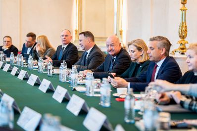 Am 14. J&auml;nner 2026 fand der Ministerrat der Bundesregierung im Bundeskanzleramt statt.