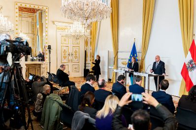 Am 16. J&auml;nner 2026 empfing Bundeskanzler Chistian Stocker die Pr&auml;sidentin des Europ&auml;ischen Parlaments Roberta Metsola im Bundeskanzleramt. Im Bild bei einer gemeinsamen Pressekonferenz.