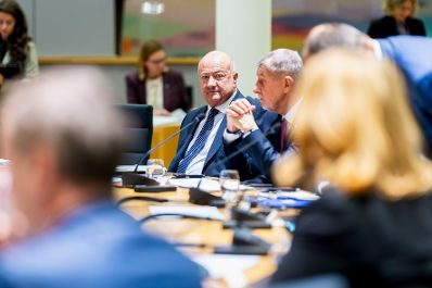 Am 22. J&auml;nner 2026 reiste Bundeskanzler Christian Stocker (m.) nach Br&uuml;ssel und nahm am EU-Sondergipfel teil.