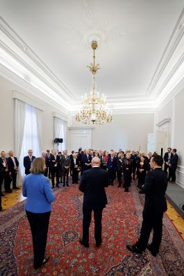 Am 27. J&auml;nner 2026 nahm Bundeskanzler Christian Stocker gemeinsam mit Vertreterinnen und Vertreter der Wiener B&ouml;rse am CEO Lunch teil.