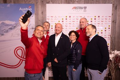 Am 7. Februar 2026 besuchte Bundeskanzler Christian Stocker die Olympischen Winterspiele in Cortina d'Ampezzo.